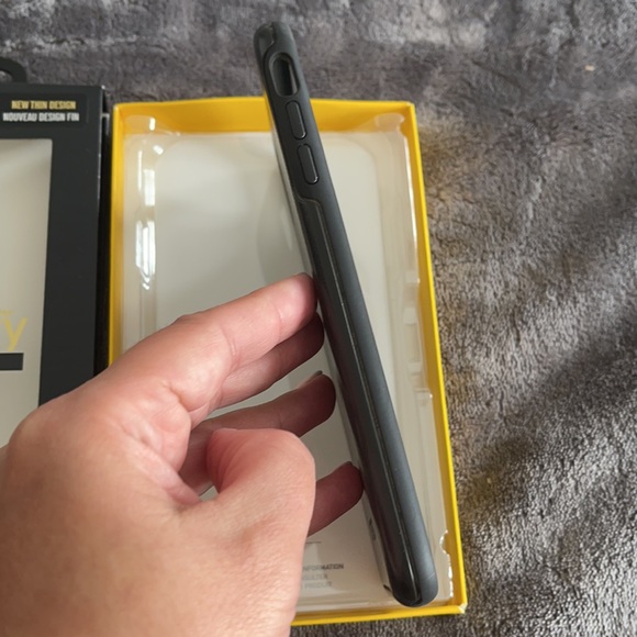 OTTERBOX Phone case for iphone Xs Max - Picture 7 of 8